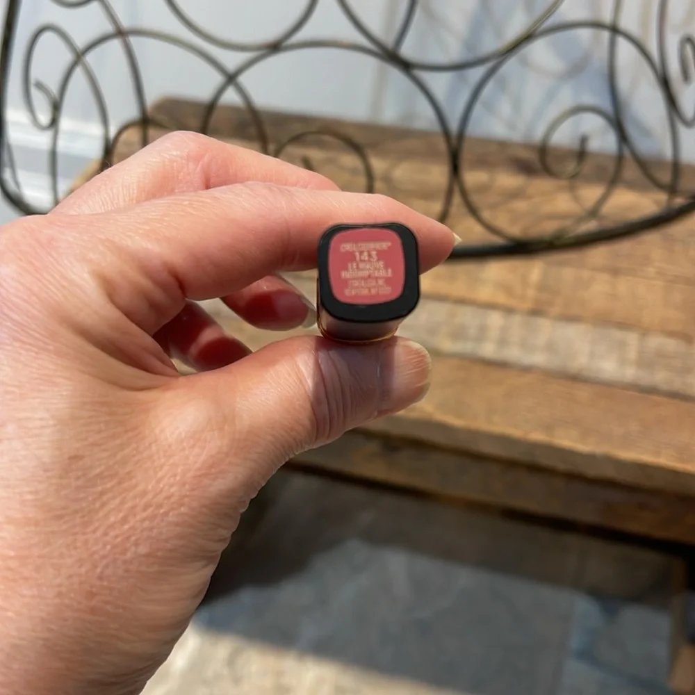 🆕 L’Oréal Colour Riche - Picture 4 of 13